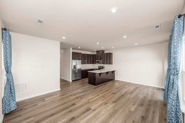 247 Pryor Dr, Gallatin, TN 37066