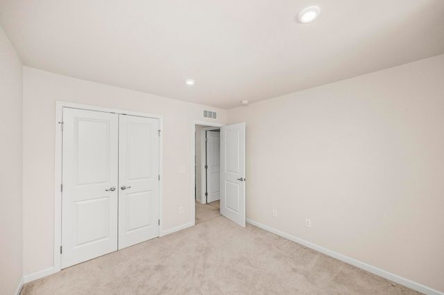 247 Pryor Dr, Gallatin, TN 37066