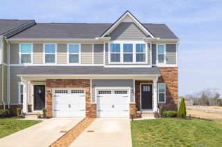 247 Pryor Dr, Gallatin, TN 37066