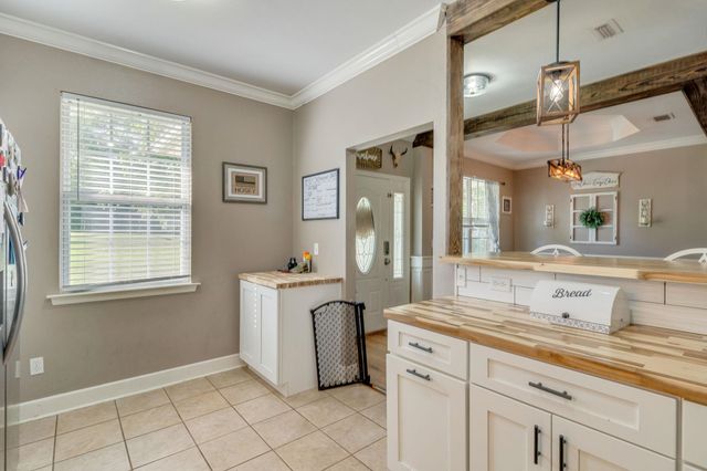 7995 Havana Highway, Havana, FL 32333