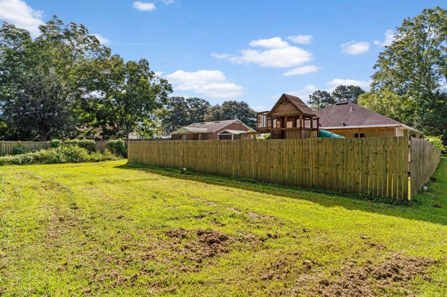 7995 Havana Highway, Havana, FL 32333