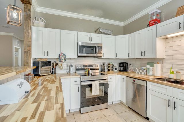 7995 Havana Highway, Havana, FL 32333