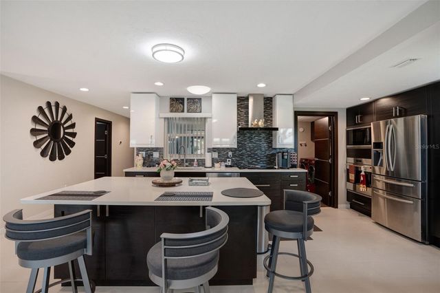 1315 WESTPORT LANE 1412, Sarasota, FL 34232