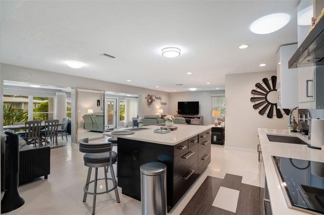 1315 WESTPORT LANE 1412, Sarasota, FL 34232