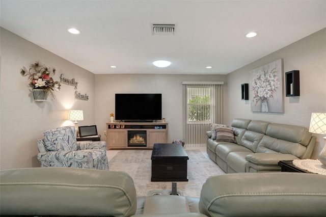 1315 WESTPORT LANE 1412, Sarasota, FL 34232