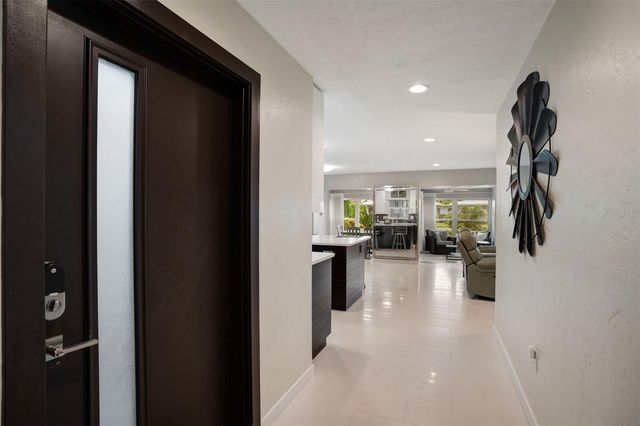 1315 WESTPORT LANE 1412, Sarasota, FL 34232