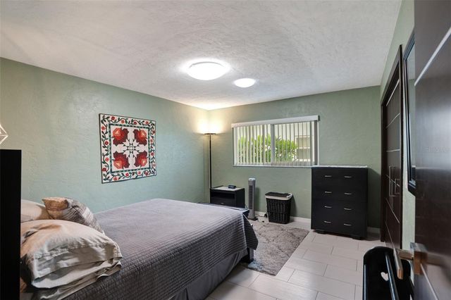 1315 WESTPORT LANE 1412, Sarasota, FL 34232