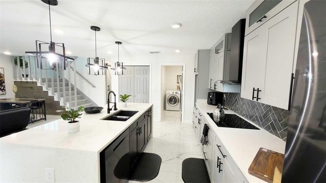 1414 E HARDING STREET, Orlando, FL 32806