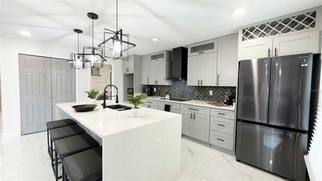 1414 E HARDING STREET, Orlando, FL 32806