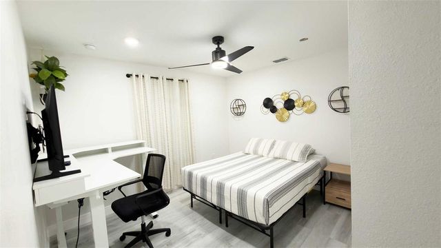 1414 E HARDING STREET, Orlando, FL 32806