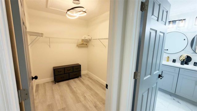 1414 E HARDING STREET, Orlando, FL 32806