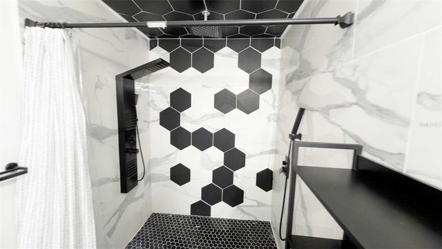 1414 E HARDING STREET, Orlando, FL 32806