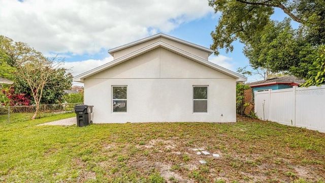 1414 E HARDING STREET, Orlando, FL 32806