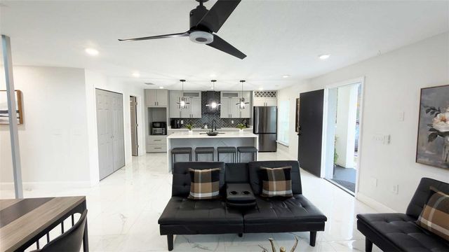 1414 E HARDING STREET, Orlando, FL 32806