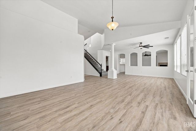 11101 Cypress Falls Avenue, Bakersfield, CA 93312