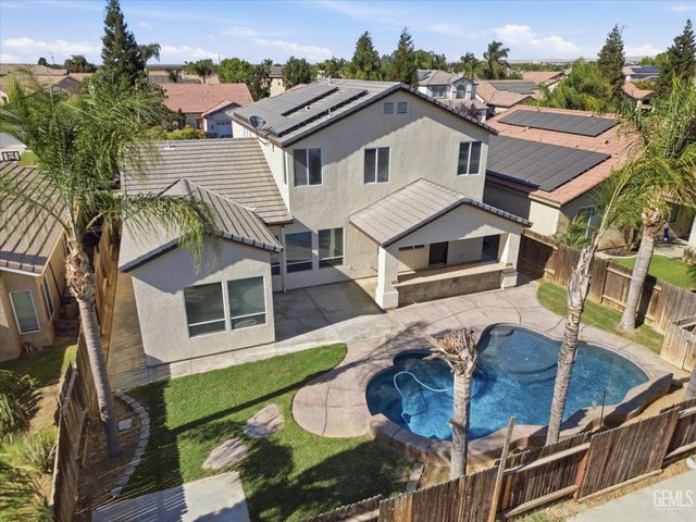 11101 Cypress Falls Avenue, Bakersfield, CA 93312