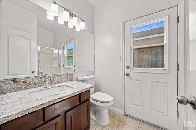 11101 Cypress Falls Avenue, Bakersfield, CA 93312