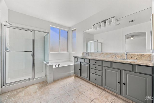 11101 Cypress Falls Avenue, Bakersfield, CA 93312