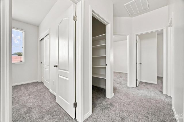 11101 Cypress Falls Avenue, Bakersfield, CA 93312