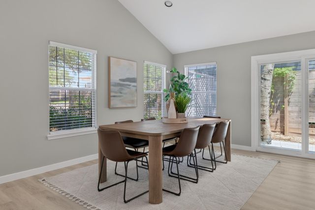411 W Live Oak ST, Austin, TX 78704