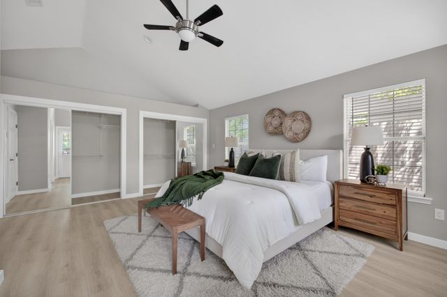 411 W Live Oak ST, Austin, TX 78704
