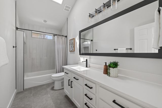411 W Live Oak ST, Austin, TX 78704