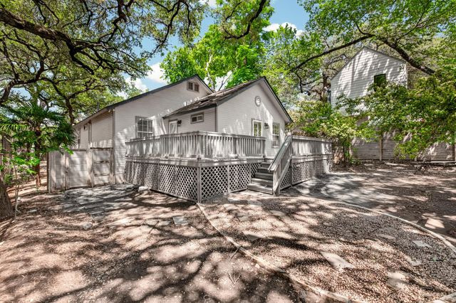 411 W Live Oak ST, Austin, TX 78704