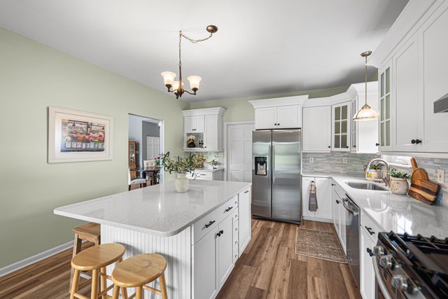 9225 Norris Drive, Hobart, IN 46342