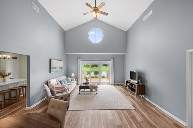 9225 Norris Drive, Hobart, IN 46342