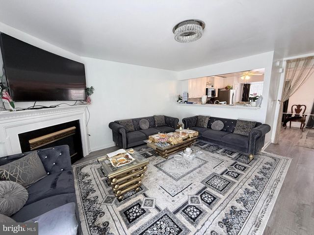 11203 KINGS CREST CT, Fredericksburg, VA 22407