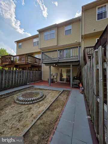 11203 KINGS CREST CT, Fredericksburg, VA 22407