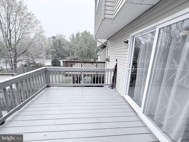 11203 KINGS CREST CT, Fredericksburg, VA 22407