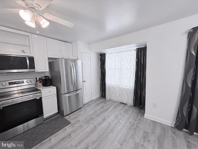 11203 KINGS CREST CT, Fredericksburg, VA 22407