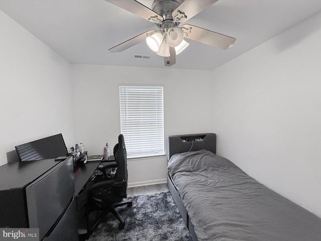 11203 KINGS CREST CT, Fredericksburg, VA 22407