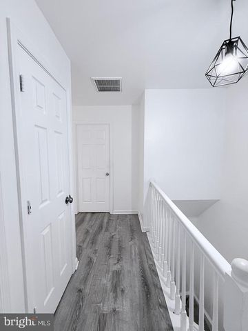 11203 KINGS CREST CT, Fredericksburg, VA 22407