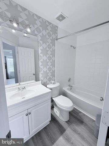 11203 KINGS CREST CT, Fredericksburg, VA 22407
