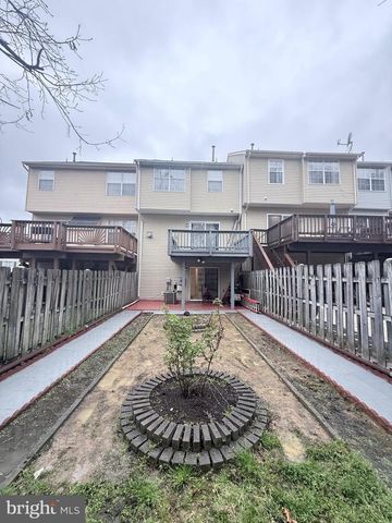 11203 KINGS CREST CT, Fredericksburg, VA 22407