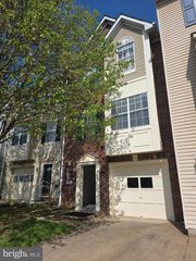 11203 KINGS CREST CT, Fredericksburg, VA 22407