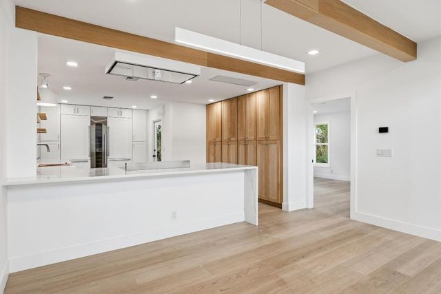 6189 Woodcutter Court, Palm Beach Gardens, FL 33418