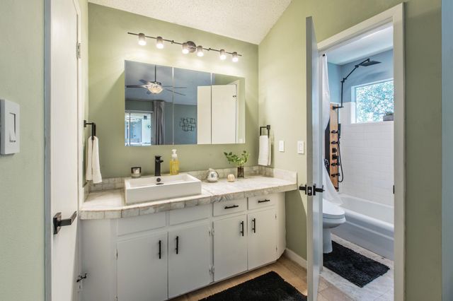 7010 Grove Crest DR, Austin, TX 78736