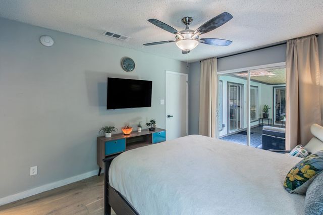 7010 Grove Crest DR, Austin, TX 78736