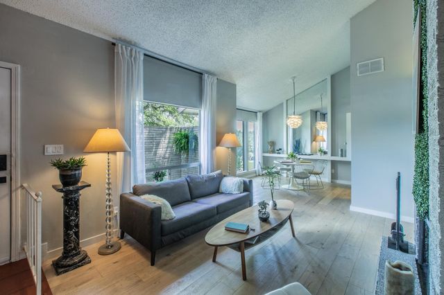 7010 Grove Crest DR, Austin, TX 78736