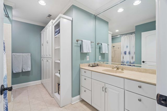 2600 Tyne Blvd, Nashville, TN 37215
