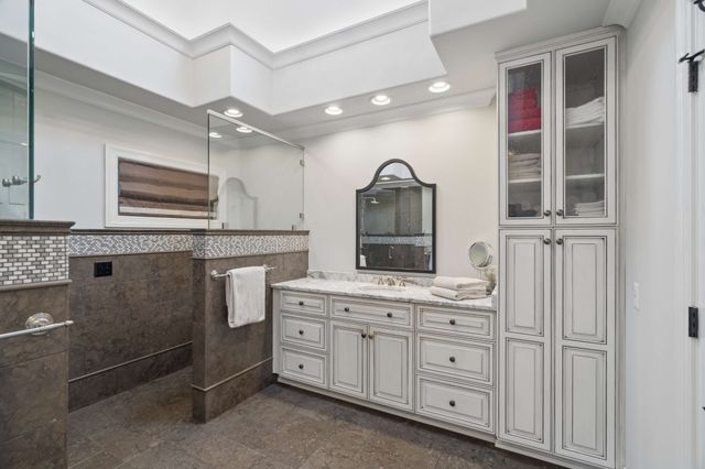 2600 Tyne Blvd, Nashville, TN 37215