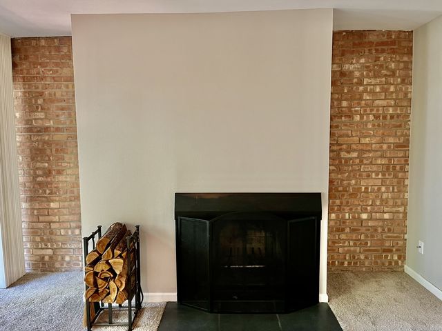 5817 Oakwood Drive D, Lisle, IL 60532