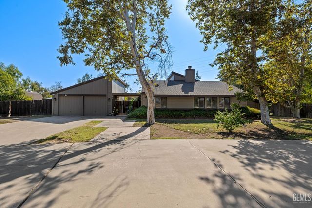 6816 Coffee Road, Bakersfield, CA 93308