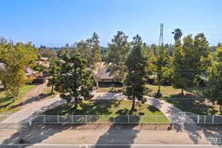 6816 Coffee Road, Bakersfield, CA 93308