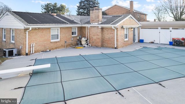 945 ALLEN DR, Winchester, VA 22601