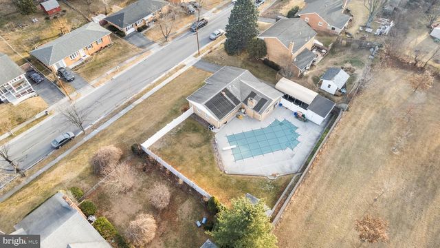 945 ALLEN DR, Winchester, VA 22601