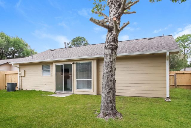 7223 Londres Drive, Houston, TX 77083